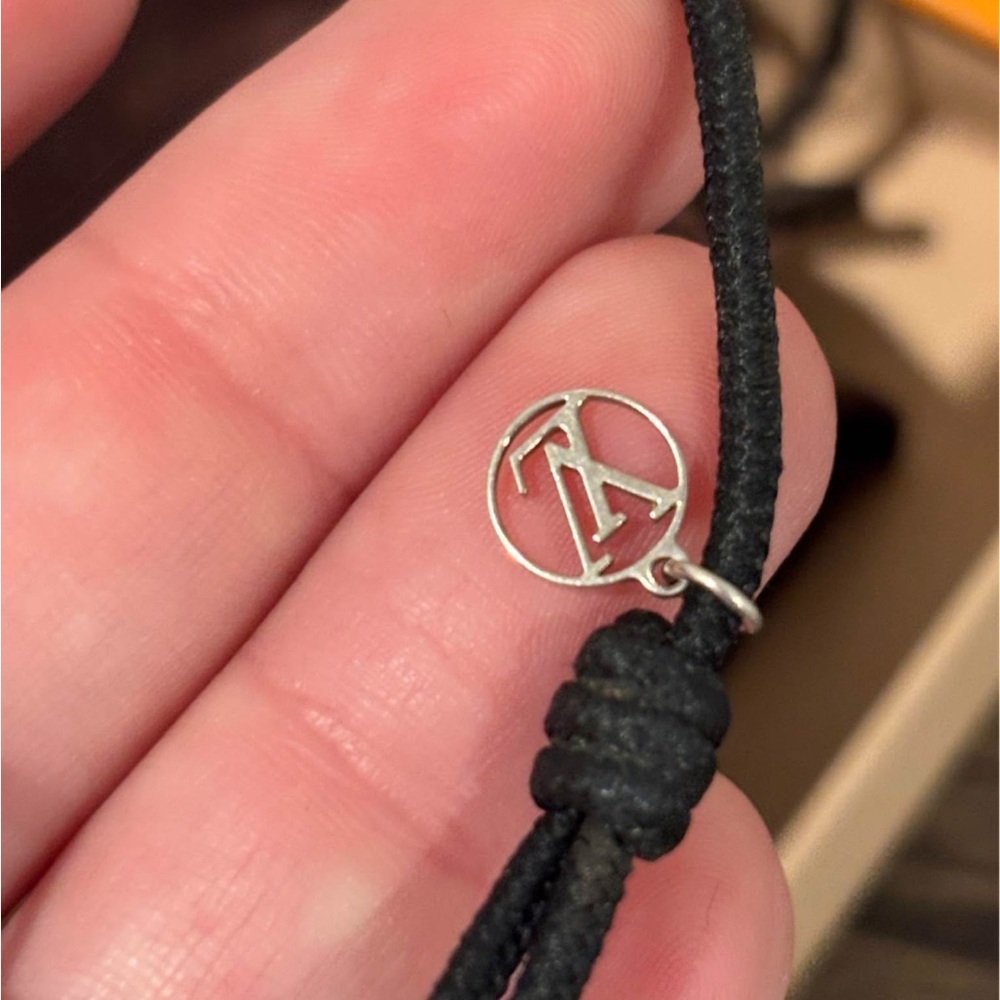 Louis Vuitton LV Louis Vuitton 925 Sterling Silver Padlock Adjustable Bracelet - Picture 5 of 8